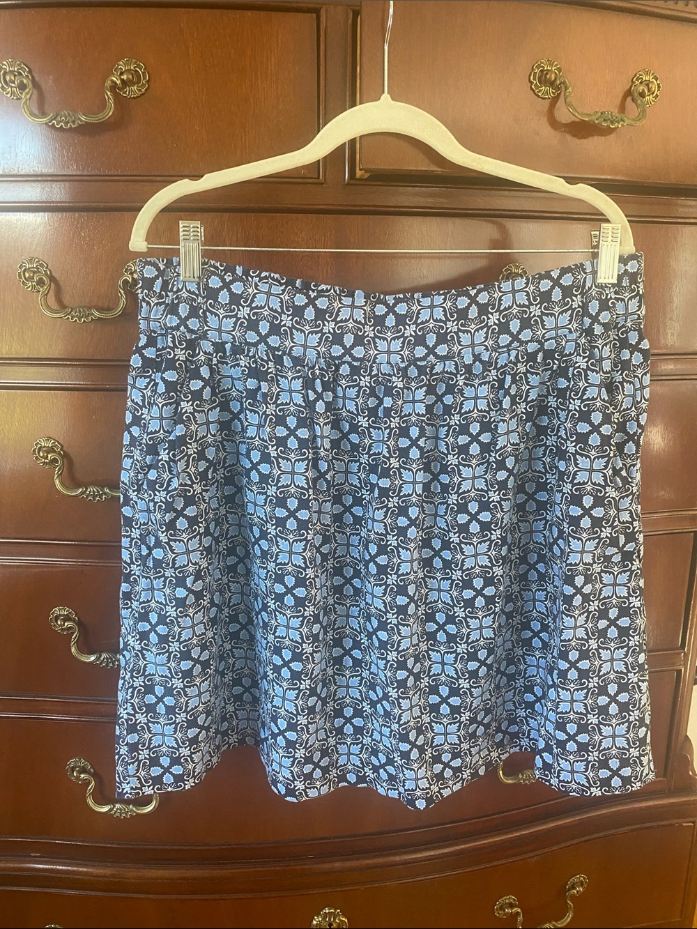 LOFT Black and Blue Geometric Mini Skirt